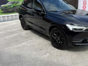 VOLVO XC60 2018 2.0-190 CP 4 X 4 Automat — miniatura 2