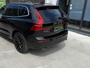 VOLVO XC60 2018 2.0-190 CP 4 X 4 Automat — miniatura 6