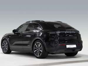 Porsche Macan Automată 408 HP Electric — miniatura 3