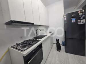 Apartament 2 camere de vanzare 54 mp 2 balcoane zona Selimbar Sibiu — miniatura 9