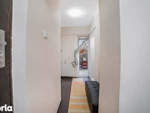 Apartament in vila interbelica 5 camera parter — miniatura 4