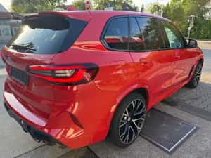 BMW X5 M 625 cp - 43.600 km - 2023 — miniatura 4