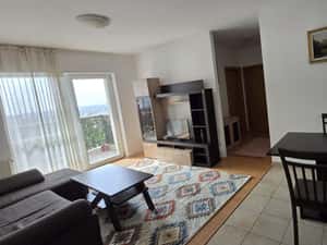 Apartament 2 camare de inchiriat, particular — miniatura 1