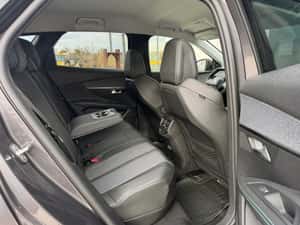 Peugeot 3008 1.6 Plug In Hibrid 4x4 / 4x2 GT LINE — miniatura 7