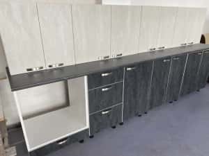 Mobila de bucatarie lungime 300 cm noua ! — miniatura 5