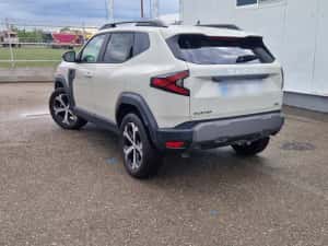 Vand Dacia Duster 3. 4x4 .130 cp motor 1.2 .benzina mild hybrid — miniatura 4