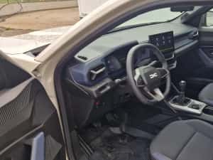 Vand Dacia Duster 3. 4x4 .130 cp motor 1.2 .benzina mild hybrid — miniatura 6