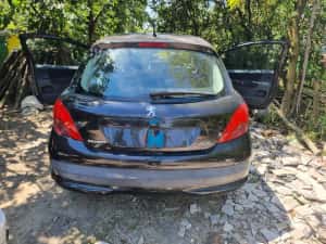 Peugheot 207 ,1.4 VTI — miniatura 5