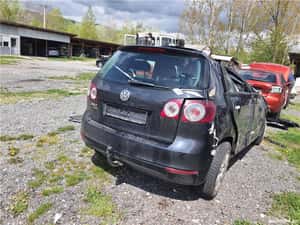 Dezmembrez VW GOLF 6 PLUS euro 5 2.0 TDI an 2013 avariat DSG 7+1