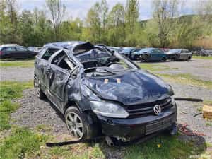 Dezmembrez VW GOLF 6 PLUS euro 5 2.0 TDI an 2013 avariat DSG 7+1 — miniatura 3