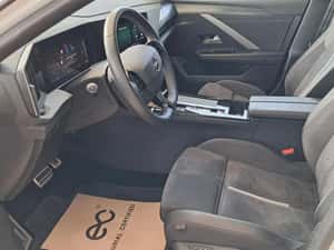 Opel Astra Automată 180 HP Hibrid (B/E) - 2023 — miniatura 5