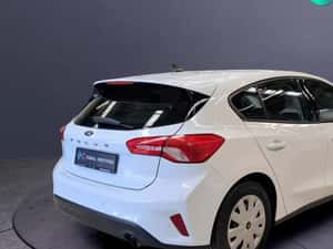 Ford Focus Hatchback Diesel 2020 — miniatura 3