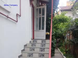 Grasoniera Podul Grand la curte la 350 euro — miniatura 3
