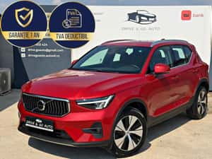 VOLVO XC40 Recharge Plug-In T4 — miniatura 1
