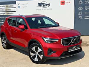 VOLVO XC40 Recharge Plug-In T4 — miniatura 2