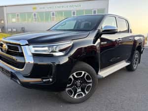 Toyota Hilux Automată 204 HP Diesel — miniatura 2