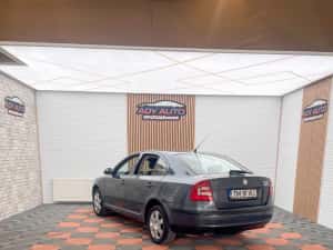 Skoda OCTAVIA 2,0 TDI  135 Cp - Berlina  Garantie 12 luni . Buy-Back . Livrare in toata tara . Fiscal si taxe la zi . — miniatura 4
