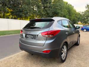 Hyundai ix35 2.0 CRDI 4WD Premium, Tucson, diesel, EURO5, tracțiune integrală, piele, panoramă, cameră, garanție motor + cutia de viteze — miniatura 5