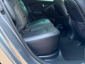 Hyundai ix35 2.0 CRDI 4WD Premium, Tucson, diesel, EURO5, tracțiune integrală, piele, panoramă, cameră, garanție motor + cutia de viteze — miniatura 9