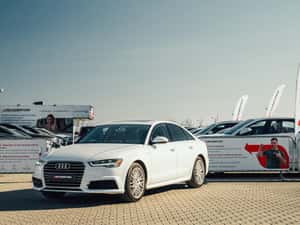 Audi A6 Ultra Premium Plus 2.0 TFSI 252CP Quattro — miniatura 3