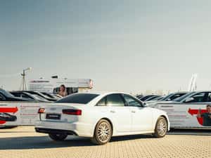 Audi A6 Ultra Premium Plus 2.0 TFSI 252CP Quattro — miniatura 4