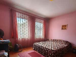 Apartament 3 camere, 97 mp(etaj 1) + 2 spații anexe în aceeași curte — miniatura 4