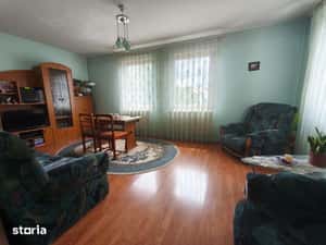Apartament 3 camere, 97 mp(etaj 1) + 2 spații anexe în aceeași curte — miniatura 5