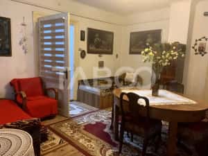 Casa cu 2 camere si gradina de vanzare in Sibiu zona Orasul de jos — miniatura 3