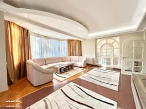 Apartament 4 camere în vilă de lux, Herăstrau — miniatura 1