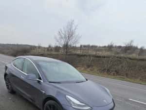 vand/schimb TESLA MODEL 3 — miniatura 2