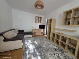 Pajura bloc reabilitat,loc parcare