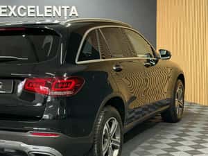 Mercedes-Benz GLC 220 - SUV Second-Hand de Vânzare — miniatura 4