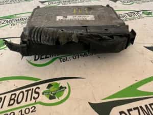 Calculator motor ECU 03E 906 033 D Seat Ibiza 2002 1.2 MT (64 hp) — miniatura 3