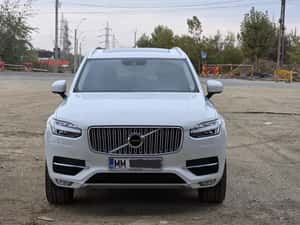 Volvo XC90 D5 AWD Geartronic alb, interior piele negru — miniatura 2