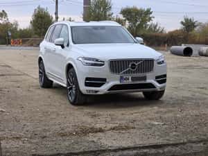 Volvo XC90 D5 AWD Geartronic alb, interior piele negru — miniatura 4