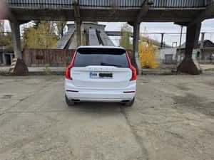 Volvo XC90 D5 AWD Geartronic alb, interior piele negru — miniatura 5