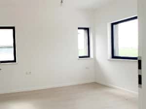 Casă noua tip parter de vânzare într-un cartier rezidențial în apropierea localității Mărtinești — miniatura 2