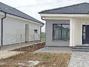 Casă noua tip parter de vânzare într-un cartier rezidențial în apropierea localității Mărtinești — miniatura 7