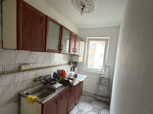 Apartament 3 camere cu potential exceptional, ultracentral — miniatura 3