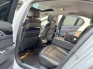 BMW Seria 7 - 740d xDrive 320cp Individual , Trapa , Laser , Proprietar ! — miniatura 9