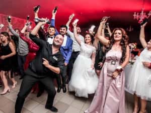 DJ Nunta-Botez-Majorat(Fum greu,schela lumini,Foto-Video) — miniatura 2