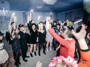 DJ Nunta-Botez-Majorat(Fum greu,schela lumini,Foto-Video) — miniatura 4
