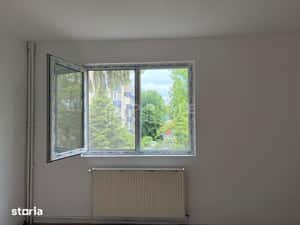 Apartament cu 3 camere, etaj 2 – Zona Dâmbul Pietros — miniatura 4