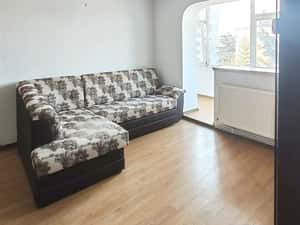 Apartament 2 camere Trivale, etaj 3, balcon, centrala, confort 1 — miniatura 1