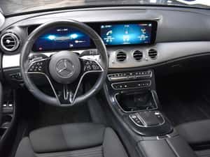 Mercedes-Benz E 300 Hibrid 2021 — miniatura 2