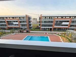 2 camere | Astorium Garden | vedere piscina | parcare inclusa — miniatura 2