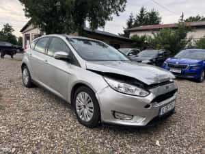Ford Focus 3 09.2016 1.0 benzina ecoboost usor avariat deplasabila pe roti orice distanta — miniatura 3