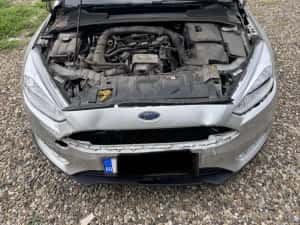 Ford Focus 3 09.2016 1.0 benzina ecoboost usor avariat deplasabila pe roti orice distanta — miniatura 7