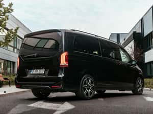 Mercedes-Benz V250d AMG Extralong — miniatura 4