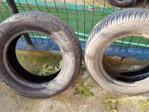 Vand 2 anvelope de iarna firestone 215/65/R16